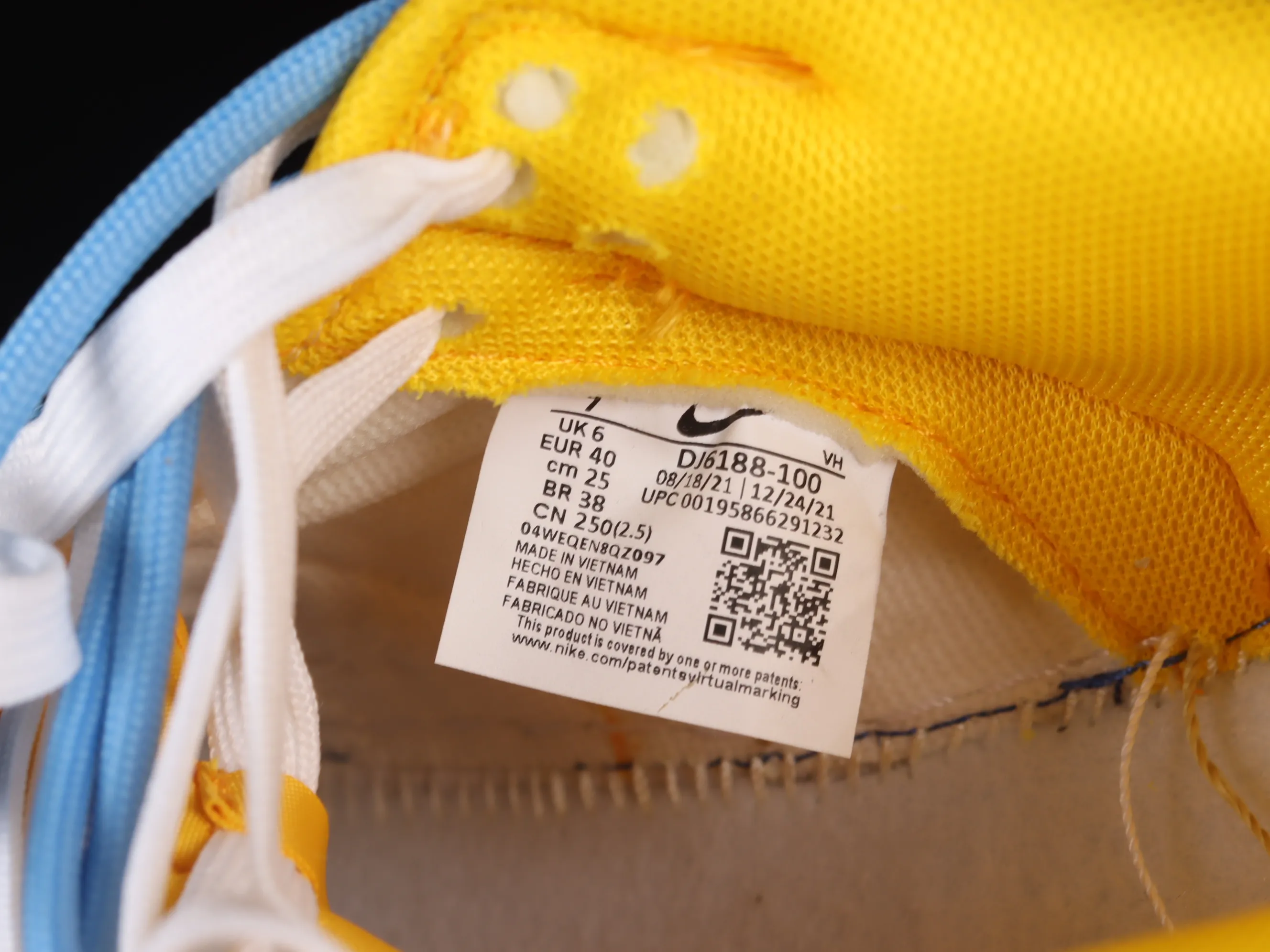 All categories Nk SB Dunk series Nk SB Dunk Low low-top sneakers Nk Dunk Low lemon yellow customized version of deconstructed strap casual sneakers DJ6188-100